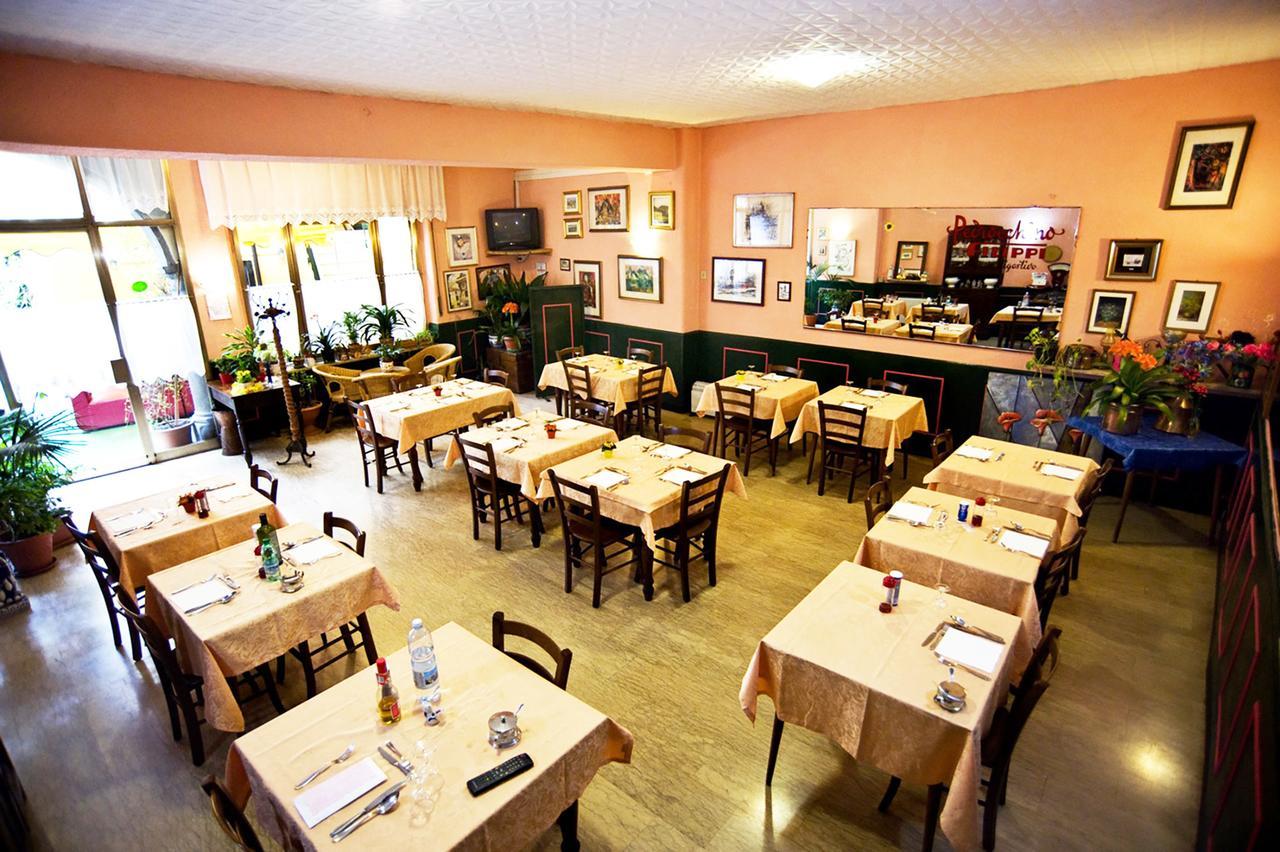 Albergo Della Posta Clusone Exterior foto